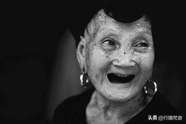 经典老人的大东西图片_中国老头logo视频