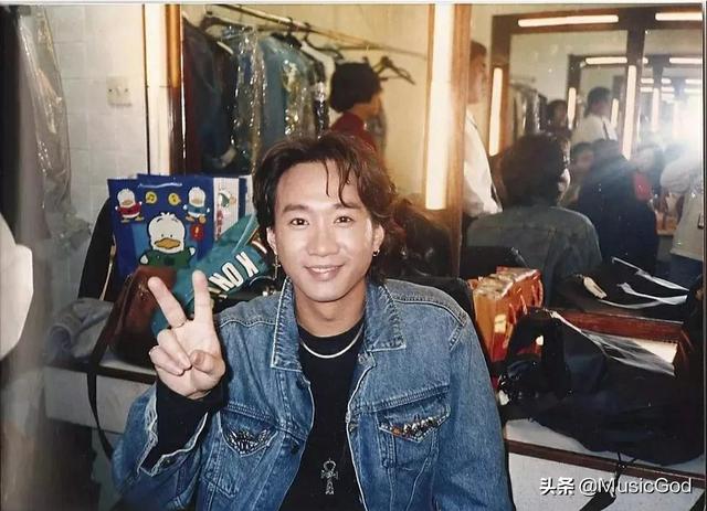 黄家驹光辉岁月（黄家驹光辉岁月视频）