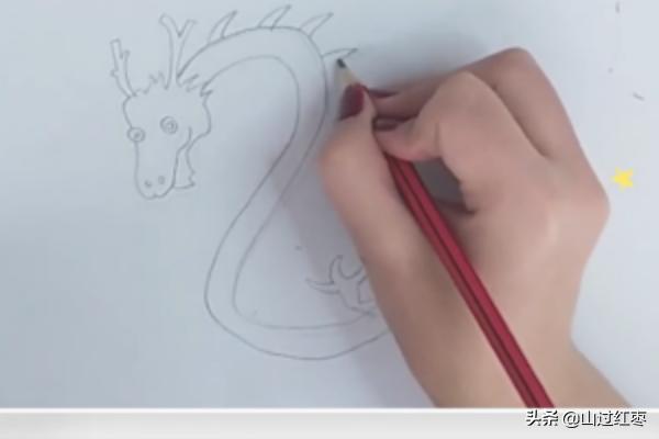 龙怎么画简单又帅气（终极龙怎么画简单又帅气）